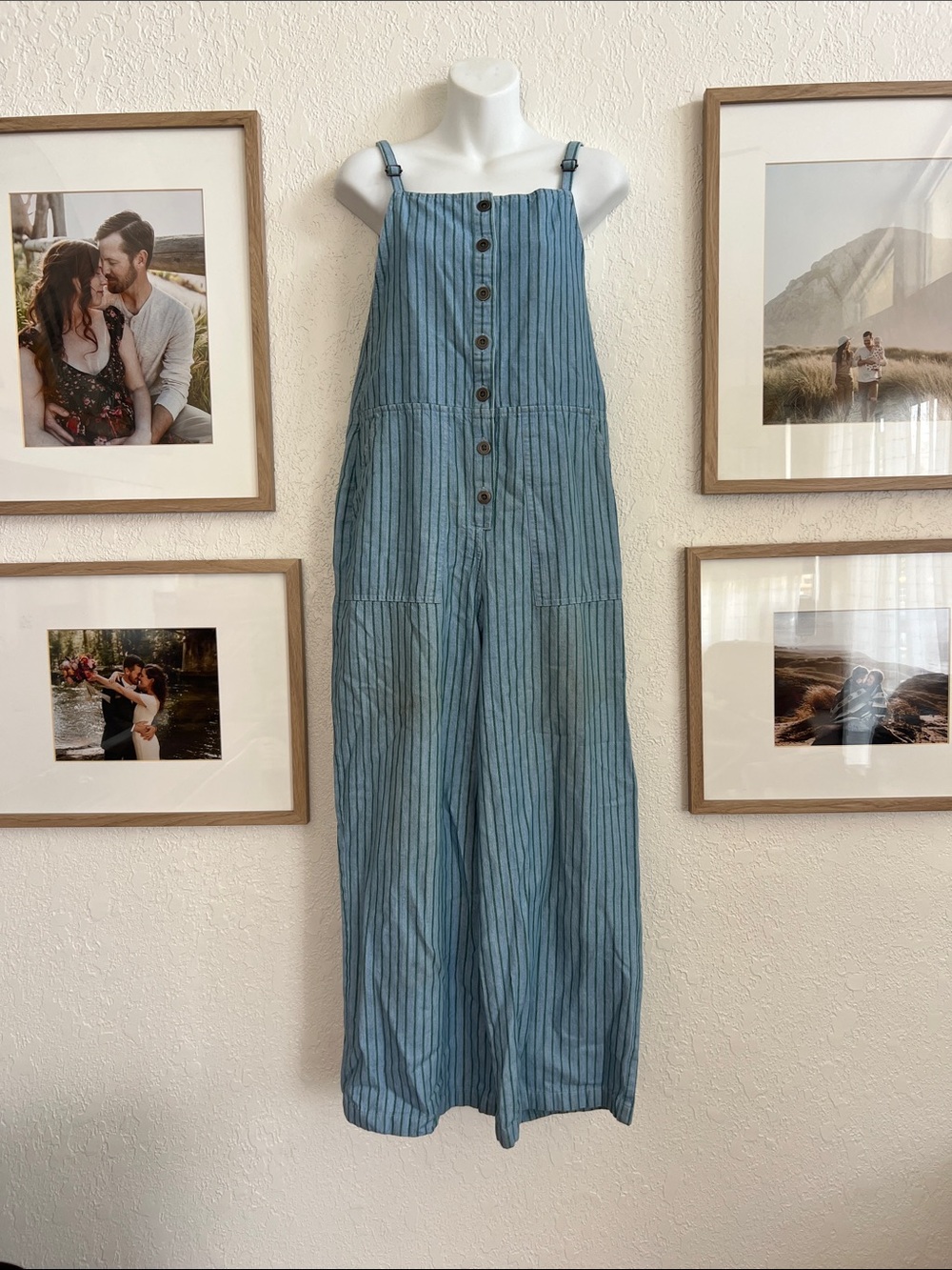 Large RVCA Striped Blue Wide-Leg Button-Front Jumpsuit size large